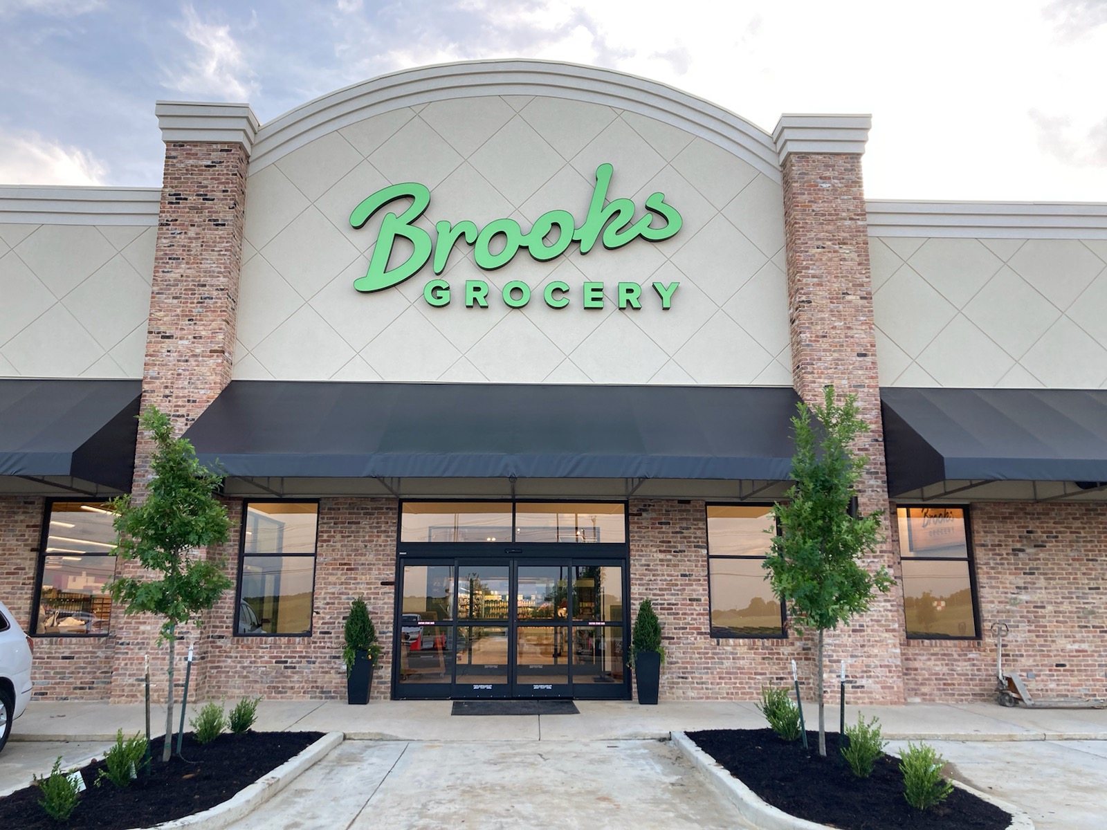 Brooks Grocery in Tupelo, MS