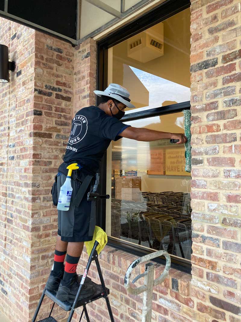 commercial window cleaning at grocery store in tupelo
